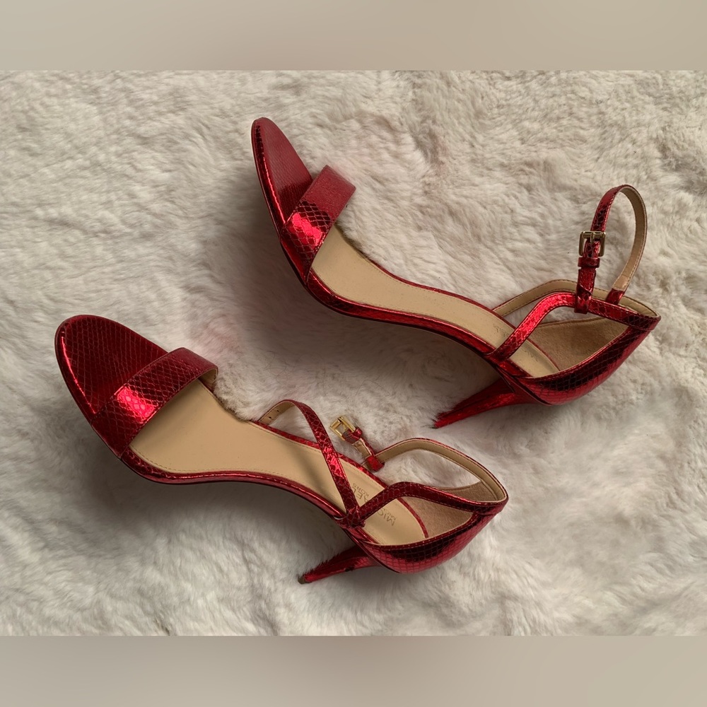 Worn twice Michael Kors red leather effect metallic snakeskin sandals. Size 8.5